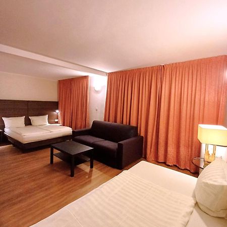 Hotel Ariana Köln Eksteriør billede